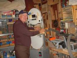 Scrollsaw project byDon Borchardt