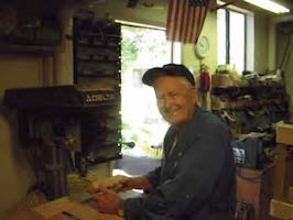 Scrollsaw project byDon Borchardt