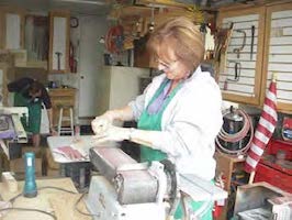 Scrollsaw project byToni Mandala